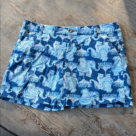 Lilly Pulitzer Jayne Stretch Short 7” Inseam Blue Elephant Print Shorts 12 - Picture 1 of 7